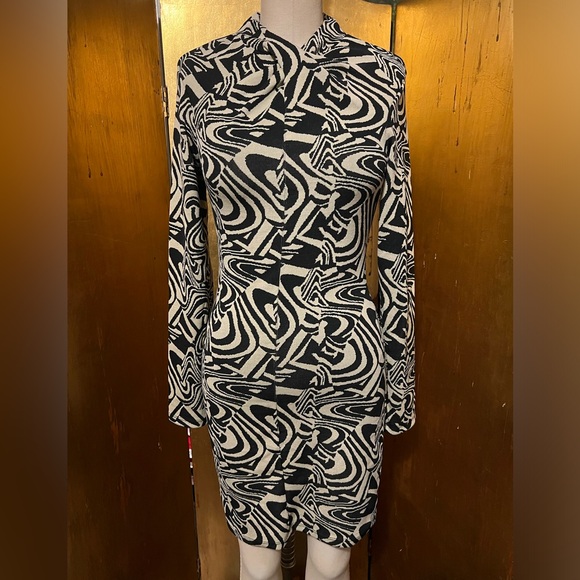 Psychedelic Print Drape Front Longleeve Dress Size L Silhouette Stylez Polyester - Picture 2 of 5